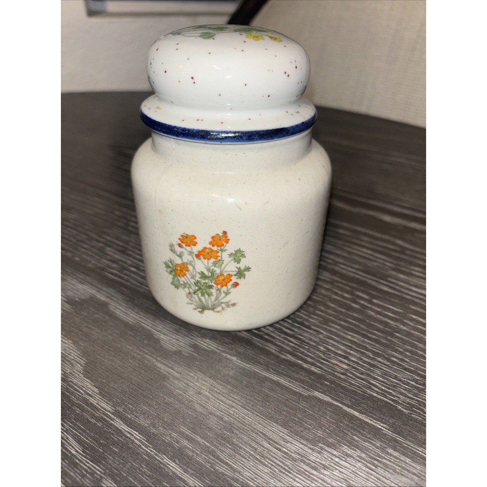 Takahashi Speckled Ceramic Container With Lid Flowers Herbs 5" - Picture 4 of 8